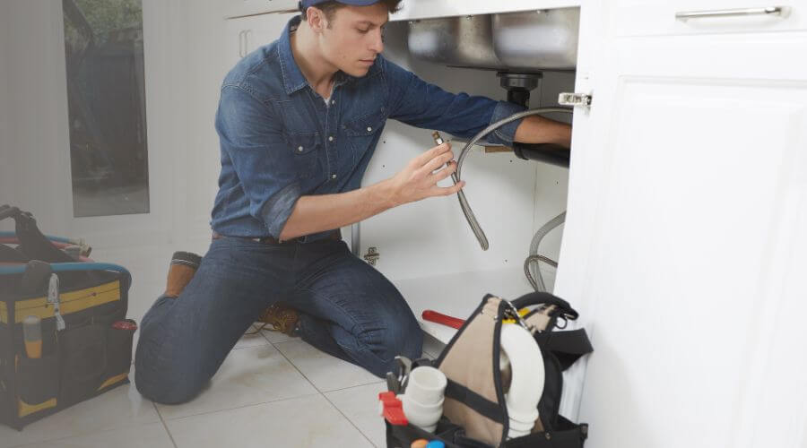 Emergency Leak Repair in Kinnear, WY